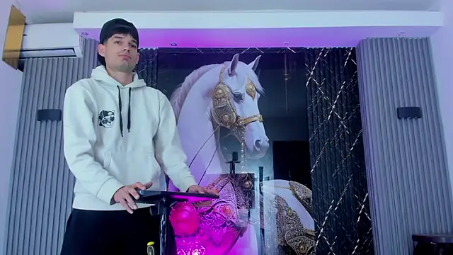 Iam Steven online show from November 23, 2025, 11:43 am