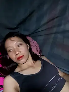 Snapshot of bonnie-00 chatting on October 1, 2025, 3:40 pm bonnie-00 online show from October 1, 2025, 3:40 pm