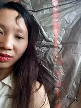 bonnie-00 online show from November 10, 2025, 2:10 am