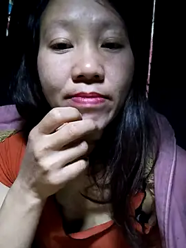 bonnie-00 online show from November 28, 2025, 5:59 pm