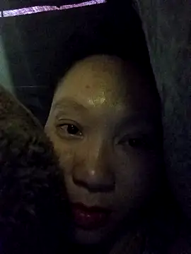 bonnie-00 online show from December 18, 2025, 3:29 pm