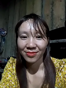 Snapshot of bonnie-00 chatting on April 23, 2026, 12:40 pm bonnie-00 online show from April 23, 2026, 12:40 pm