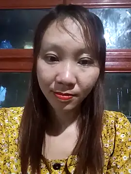 Snapshot of bonnie-00 chatting on May 17, 2026, 11:39 am bonnie-00 online show from May 17, 2026, 11:39 am