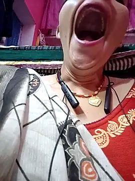 Snapshot of AnjaliKapoor chatting on October 24, 2025, 12:45 pm AnjaliKapoor online show from October 24, 2025, 12:45 pm