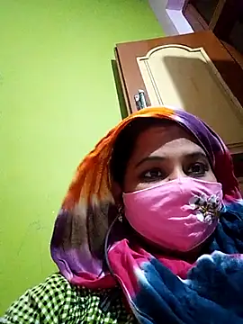 TAMI KAYAL online show from November 3, 2025, 4:19 pm