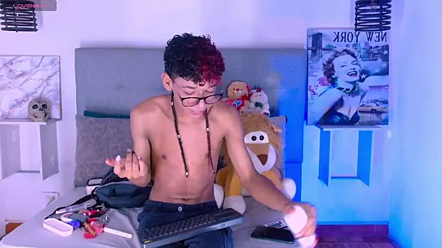 Snapshot of Billie_Turner_ chatting on November 3, 2025, 4:58 am Billie Turner online show from November 3, 2025, 4:58 am