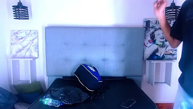 Snapshot of Billie_Turner_ chatting on November 14, 2025, 3:49 am Billie Turner online show from November 14, 2025, 3:49 am