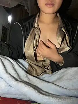 Van xx online show from November 18, 2025, 5:17 pm