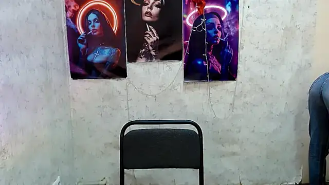 Snapshot of EmmaCat_ chatting on February 26, 2026, 5:28 am EmmaCat online show from February 26, 2026, 5:28 am