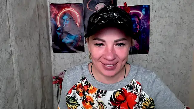 EmmaCat  online show from April 11, 2026, 4:50 am