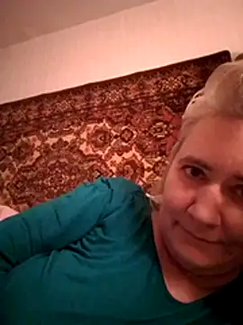 Snapshot of goodstyle chatting on December 2, 2025, 10:49 pm goodstyle online show from December 2, 2025, 10:49 pm