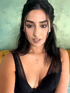 Mia spicyy online show from October 26, 2025, 11:16 am