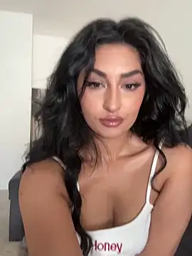 Mia spicyy online show from June 18, 2026, 8:36 am