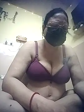 Snapshot of thehotlady chatting on July 22, 2026, 3:53 am thehotlady online show from July 22, 2026, 3:53 am