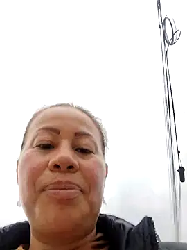 LaraCaliente online show from February 19, 2026, 11:50 am