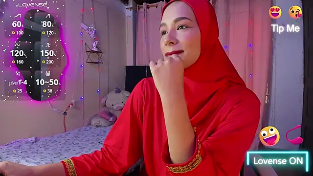 Snapshot of ShanaJamil chatting on December 17, 2025, 12:22 pm ShanaJamil online show from December 17, 2025, 12:22 pm