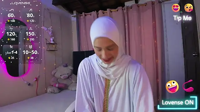 Snapshot of ShanaJamil chatting on February 2, 2026, 12:15 pm ShanaJamil online show from February 2, 2026, 12:15 pm