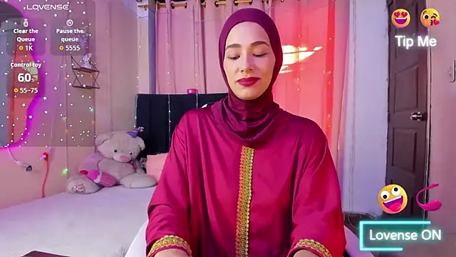 Snapshot of ShanaJamil chatting on February 4, 2026, 12:22 pm ShanaJamil online show from February 4, 2026, 12:22 pm