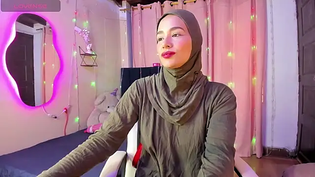 Snapshot of ShanaJamil chatting on February 7, 2026, 12:31 pm ShanaJamil online show from February 7, 2026, 12:31 pm