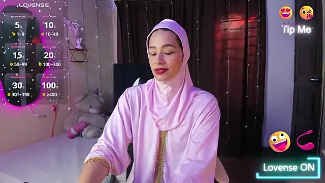 Snapshot of ShanaJamil chatting on February 13, 2026, 12:01 pm ShanaJamil online show from February 13, 2026, 12:01 pm