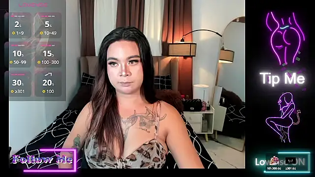 Snapshot of LusciousZenaiahx chatting on June 8, 2026, 5:08 am LusciousZenaiahx online show from June 8, 2026, 5:08 am