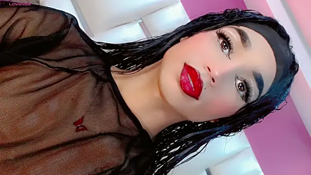 Snapshot of JessiscaWalker chatting on November 10, 2025, 7:24 pm JessiscaWalker online show from November 10, 2025, 7:24 pm