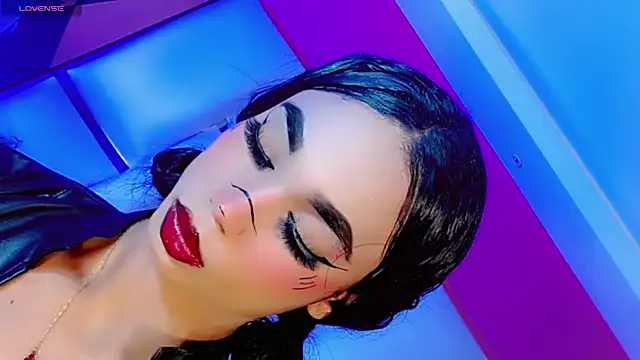 Snapshot of JessiscaWalker chatting on November 23, 2025, 7:35 pm JessiscaWalker online show from November 23, 2025, 7:35 pm