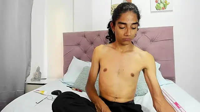 EthanBlackwoodd online show from April 14, 2026, 10:16 pm