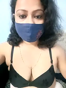 Deliciouskimi online show from April 29, 2026, 6:25 pm