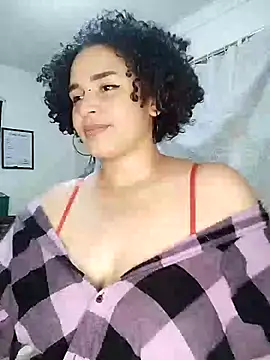 Snapshot of Julie_wallace chatting on October 11, 2025, 8:40 pm Julie wallace online show from October 11, 2025, 8:40 pm