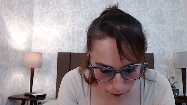 Snapshot of Ava_Raye chatting on November 29, 2025, 7:17 pm Ava Raye online show from November 29, 2025, 7:17 pm