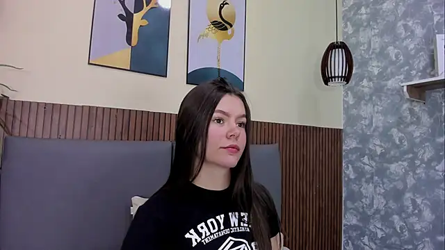 EmillyHarper  online show from November 25, 2025, 3:50 am