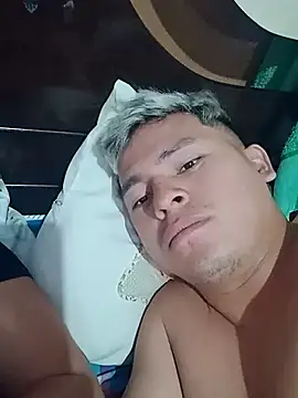 Snapshot of Cachorrinha2025 chatting on November 24, 2025, 11:48 pm Cachorrinha2025 online show from November 24, 2025, 11:48 pm