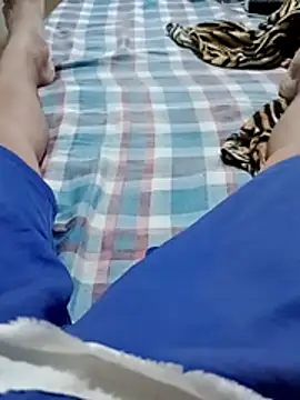 Snapshot of Cachorrinha2025 chatting on November 26, 2025, 11:28 pm Cachorrinha2025 online show from November 26, 2025, 11:28 pm