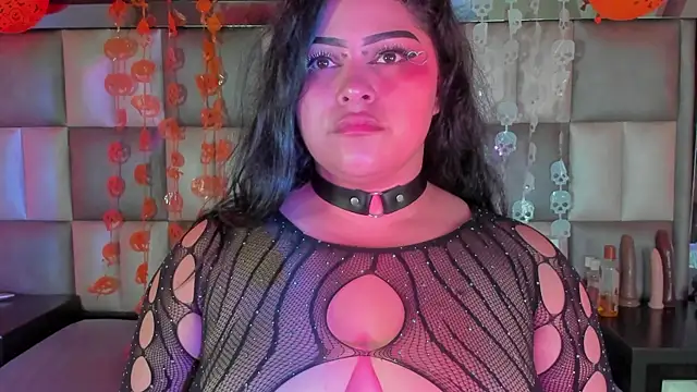 abbiecollins js online show from October 18, 2025, 4:37 am