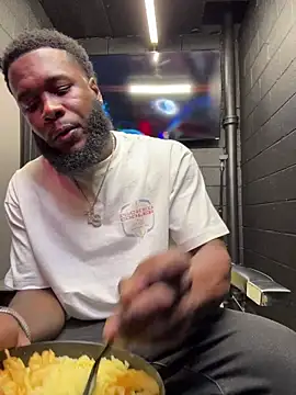 nymphoandthebeast69 online show from January 10, 2026, 9:30 pm