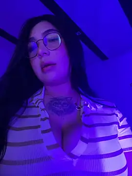 Damian and Jennifer online show from October 11, 2025, 3:50 am