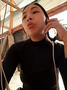 -Miu-98 online show from December 3, 2025, 8:34 am