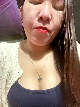 Snapshot of Luna-ass chatting on January 9, 2026, 12:46 am Luna-ass online show from January 9, 2026, 12:46 am