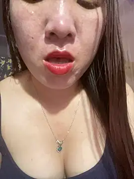 Snapshot of Luna-ass chatting on February 21, 2026, 12:39 pm Luna-ass online show from February 21, 2026, 12:39 pm