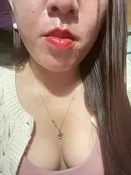 Snapshot of Luna-ass chatting on February 24, 2026, 12:19 am Luna-ass online show from February 24, 2026, 12:19 am