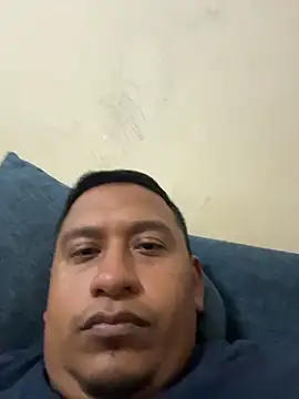 dannybs05 online show from November 9, 2025, 6:01 am