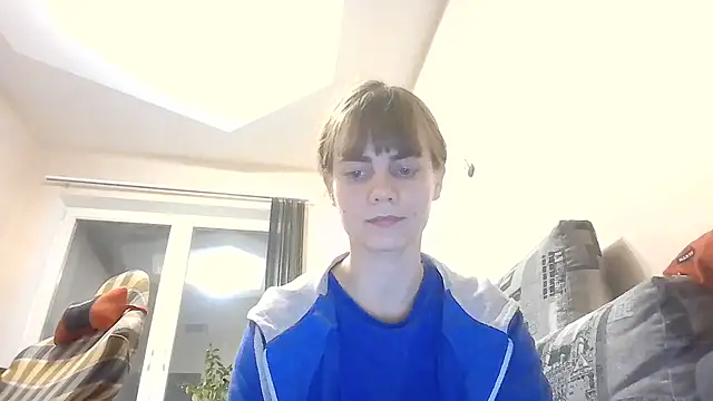 Loriven online show from October 22, 2025, 7:24 pm