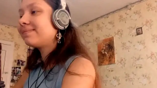 QutieDaSweet online show from September 16, 2025, 7:20 am