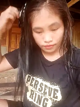 Luyen004 online show from October 6, 2025, 6:33 am