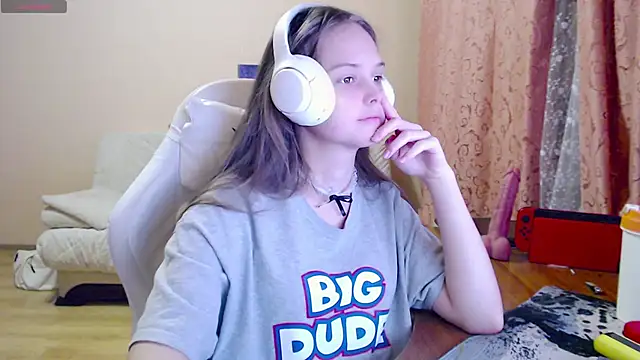 SharybbFace online show from November 4, 2025, 3:11 pm