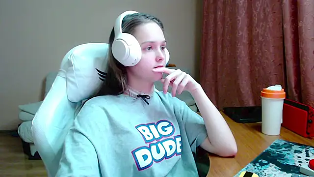 SharybbFace online show from November 5, 2025, 3:01 pm