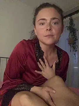 Mia Winters online show from October 21, 2025, 5:46 pm