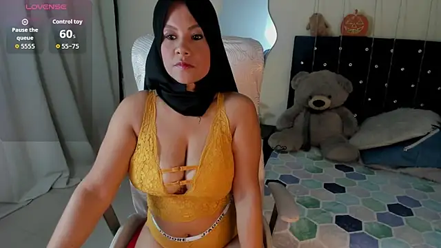 MalakChauriye online show from December 21, 2025, 1:40 pm