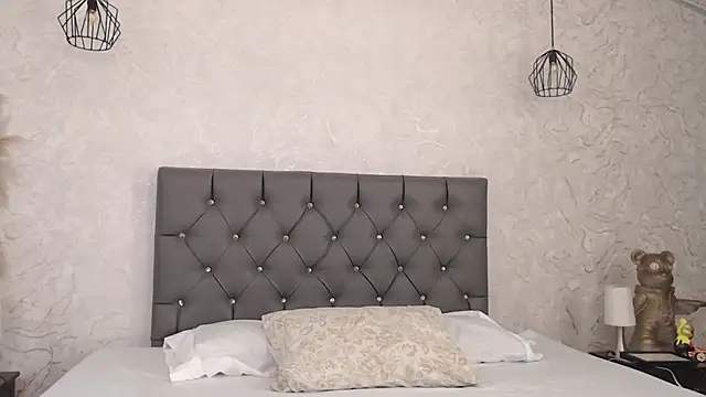 Sabriinaa Foxx online show from March 16, 2026, 12:09 pm